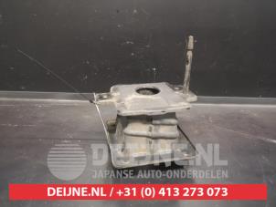 Kia Niro Rear bumper bracket, left O628014 photo 2