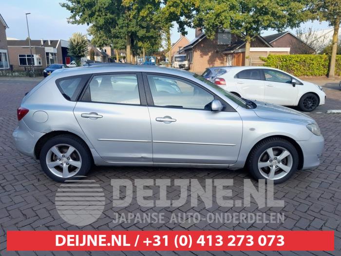 Mazda 3 Extra window 4-door, right O628164
