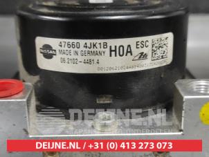 Nissan Navara ABS Pumpe O628213 foto 3