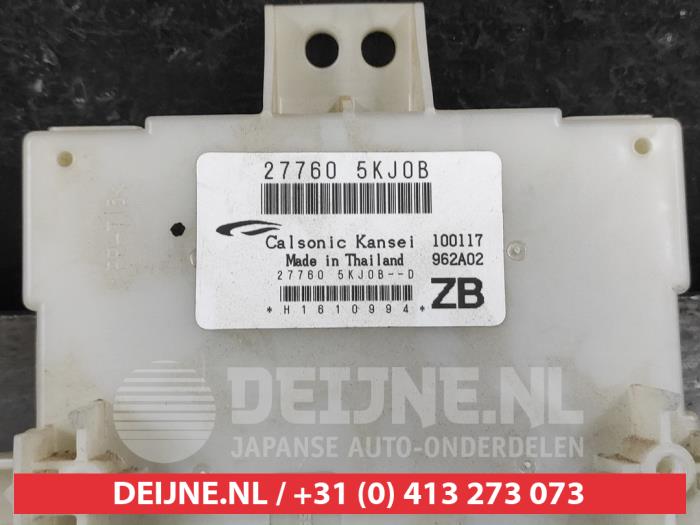 Module climatronic van een Nissan NP 300 Navara (D23) 2.3 dCi 16V 4x4 2017