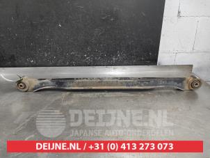 Nissan Navara Querlenker rechts hinten O628236 foto 2