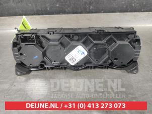 Mitsubishi Colt Kachel Bedieningspaneel O628419 foto 2