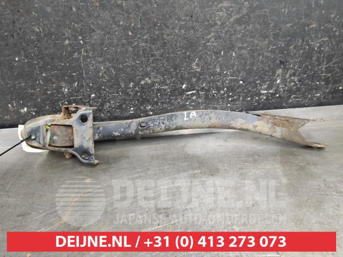 Subaru Impreza Draagarm links-achter O628437