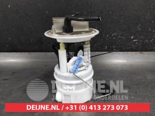 Gebruikte Tank element Pomp Mitsubishi Colt 1.0 MPi 12V Prijs € 100,00 Margeregeling aangeboden door V.Deijne Jap.Auto-onderdelen BV