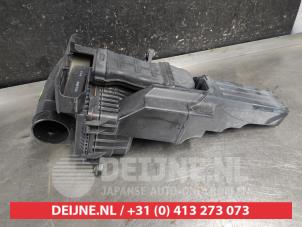 Gebruikte Luchtfilterhuis Kia Rio IV (YB) 1.2 MPI 16V Prijs € 75,00 Margeregeling aangeboden door V.Deijne Jap.Auto-onderdelen BV