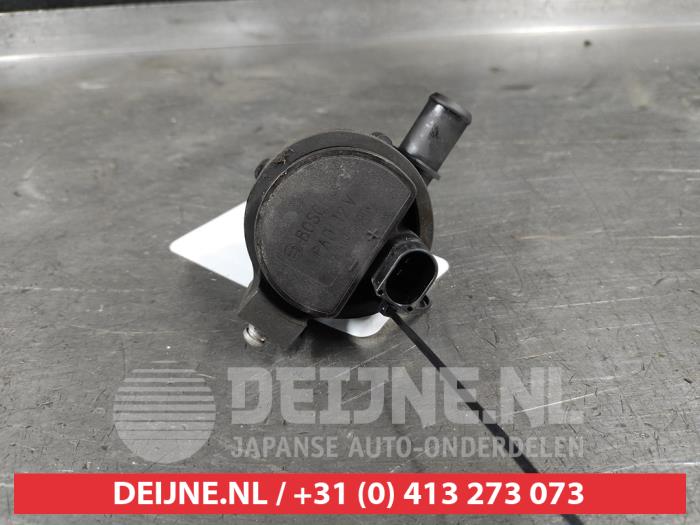 Nissan X-Trail Zusätzliche Wasserpumpe O628640