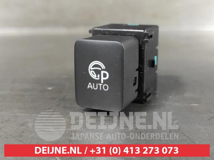 Nissan Qashqai Schalter O628711