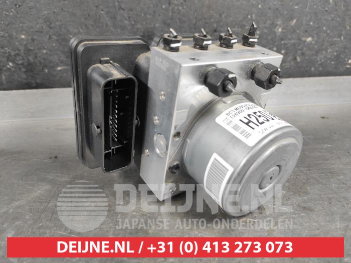 Gebruikte ABS Pomp Hyundai Bayon 1.0 T-GDI 12V Mild Hybrid 48V Prijs € 150,00 Margeregeling aangeboden door V.Deijne Jap.Auto-onderdelen BV