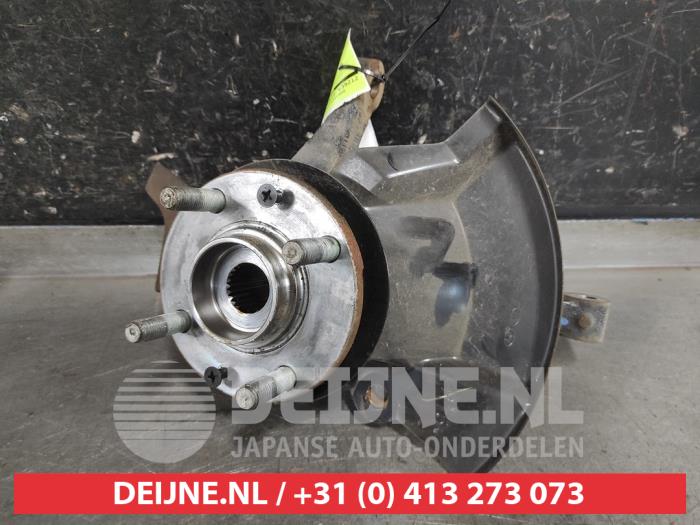 Fusee rechts-voor van een Hyundai Bayon 1.0 T-GDI 12V Mild Hybrid 48V 2022