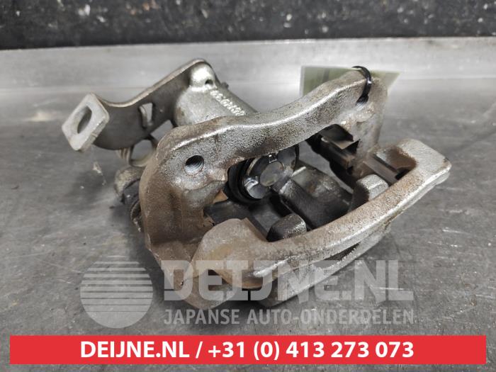 Remklauw (Tang) links-achter van een Hyundai Bayon 1.0 T-GDI 12V Mild Hybrid 48V 2022