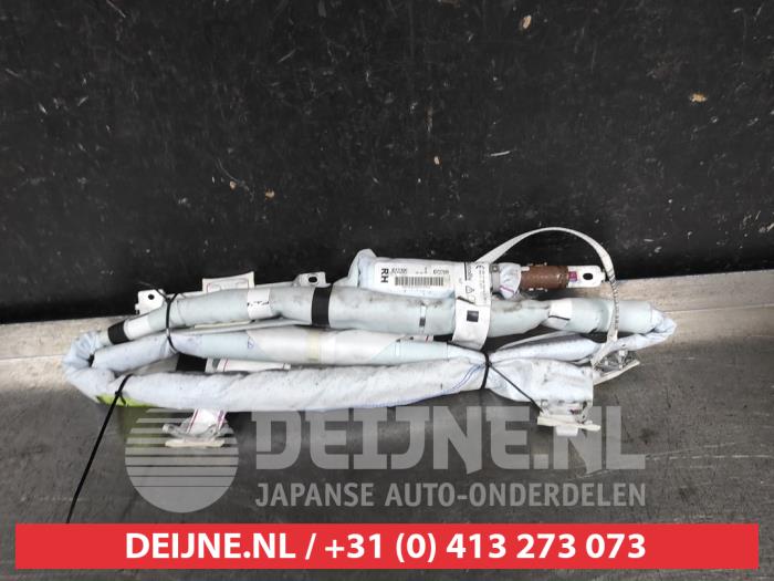 Nissan Qashqai Airbag hemel rechts O629246