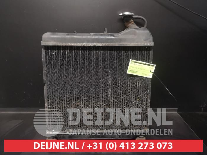 Gebruikte Radiateur Honda Jazz (GD/GE2/GE3) 1.3 i-Dsi Prijs € 50,00 Margeregeling aangeboden door V.Deijne Jap.Auto-onderdelen BV