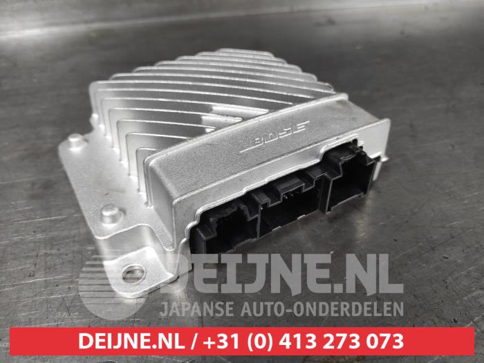 Nissan Qashqai Radio versterker O629406