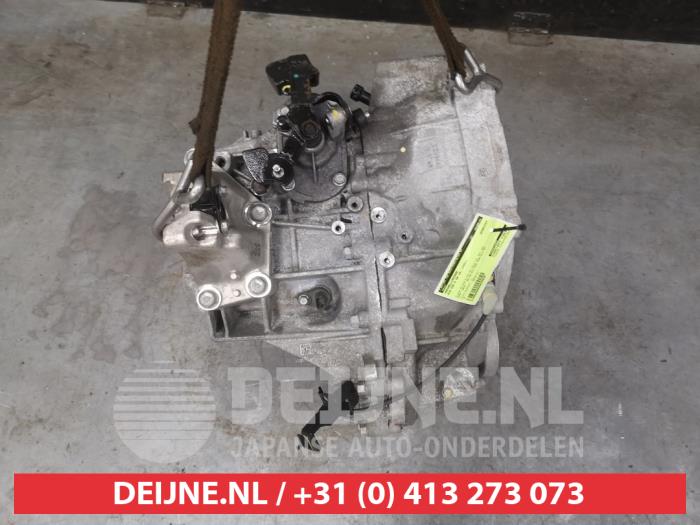 Gebruikte Versnellingsbak Kia Ceed Sportswagon (CDF) 1.6 CRDi 16V 115 Eco-Dynamics+ Prijs € 650,00 Margeregeling aangeboden door V.Deijne Jap.Auto-onderdelen BV