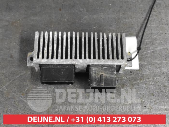 Nissan Micra Voorgloei Relais O629868