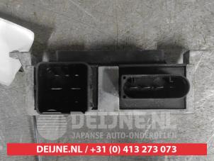 Nissan Micra Voorgloei Relais O629868 foto 2