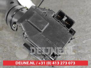 Suzuki Kizashi Ruitenwis Schakelaar O629918 foto 2
