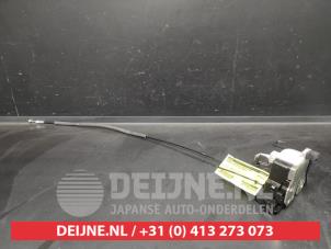 Gebruikte Slotmechaniek Portier 2Deurs links Hyundai i20 Coupe 1.4i 16V Prijs € 50,00 Margeregeling aangeboden door V.Deijne Jap.Auto-onderdelen BV