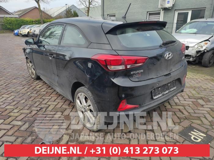Hyundai I20 Achterbumper O630010