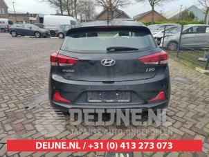Hyundai I20 Stoßstange hinten O630010 foto 2