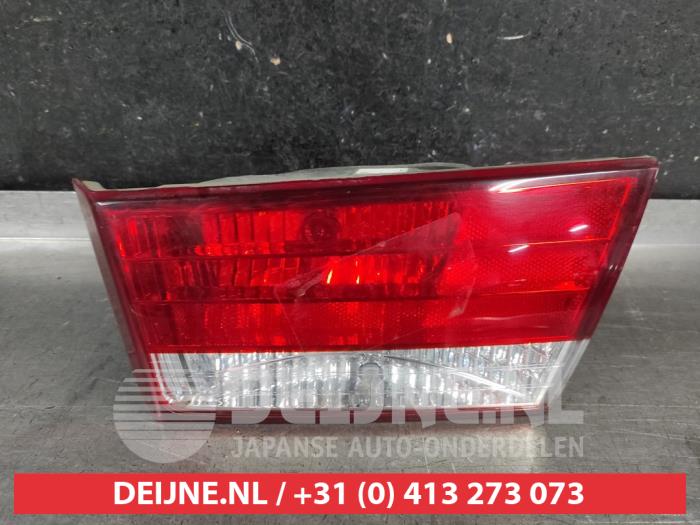 Hyundai Sonata Tailgate reflector, right O630194