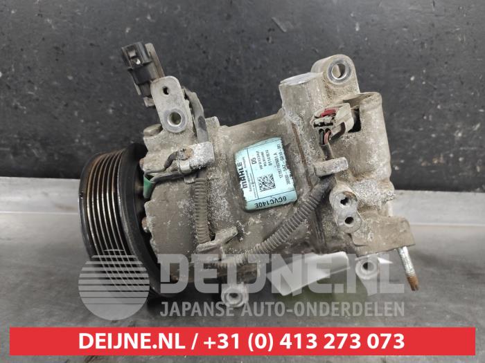 Gebruikte Aircopomp Honda Civic (FK6/7/8/9) 1.0i VTEC Turbo 12V Prijs € 150,00 Margeregeling aangeboden door V.Deijne Jap.Auto-onderdelen BV