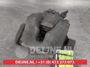 Honda Civic Remklauw (Tang) links-voor O630126 foto 2