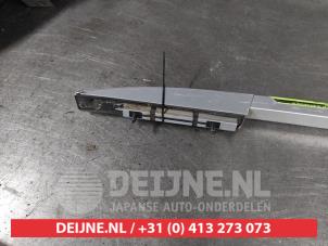 Nissan Qashqai Dachreling links O630264 foto 2