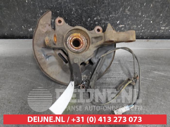 Toyota Corolla Fusee rechts-voor O630374