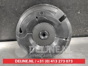 Nissan Qashqai Subwoofer O630628 photo 2