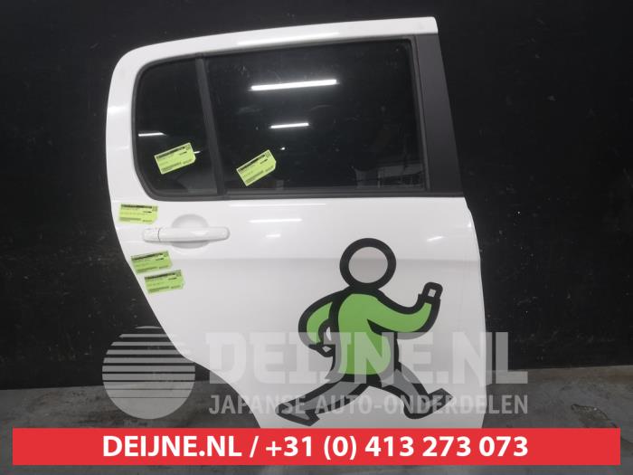 Suzuki Celerio Tür 4-türig rechts hinten O630819