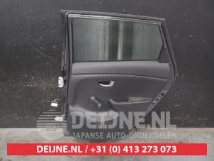 Hyundai I30 Portier 4Deurs rechts-achter O630956 foto 2