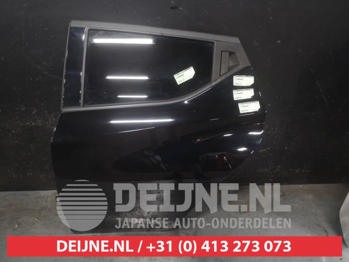 Nissan Micra Portier 4Deurs links-achter O631021