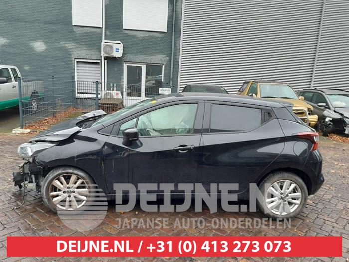 Nissan Micra Portierruit 4Deurs links-achter O631022