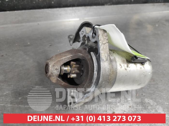 Gebruikte Startmotor Toyota Yaris II (P9) 1.0 12V VVT-i Prijs € 25,00 Margeregeling aangeboden door V.Deijne Jap.Auto-onderdelen BV