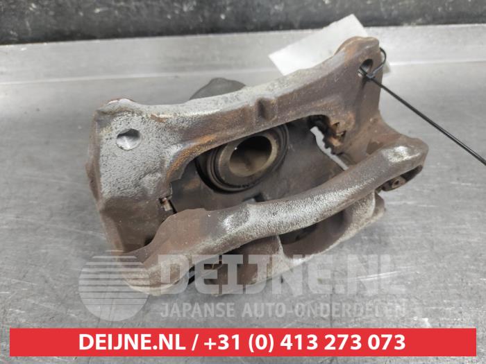Mazda CX-30 Bremszange links vorne O631112