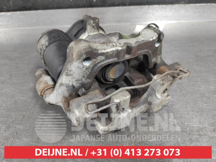 Mazda CX-30 Bremszange rechts hinten O631117