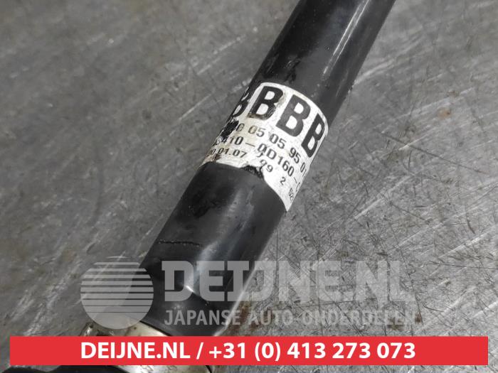 Toyota Yaris Aandrijfas rechts-voor O631221