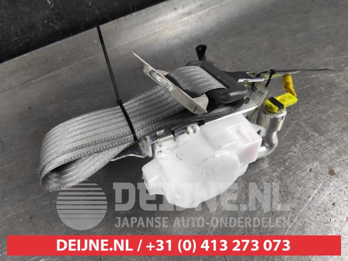 Toyota Prius Veiligheidsgordel rechts-voor O631253