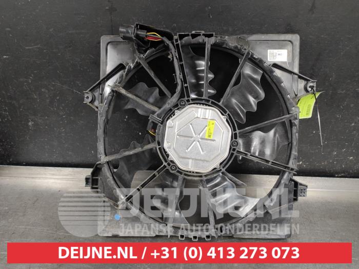 Kia Sportage Cooling fan housing O631281