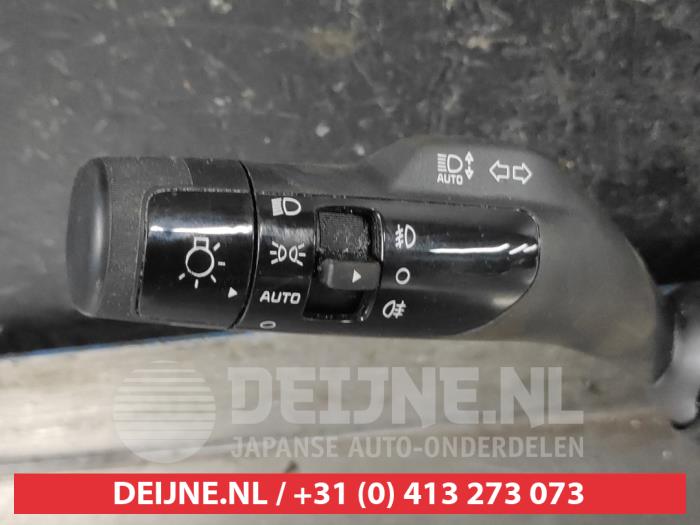 Kia Sportage Steering column stalk O631305