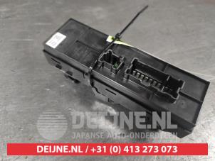 Nissan Juke Kombischalter Fenster O631346 foto 2