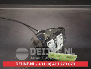 Nissan Juke Deurslot Mechaniek 4Deurs links-voor O631349 foto 2