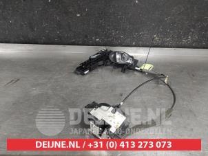 Nissan Juke Deurslot Mechaniek 4Deurs rechts-voor O631367 foto 2