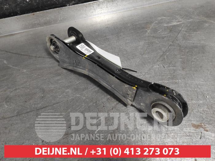 Kia Sportage Rear wishbone, right O631410