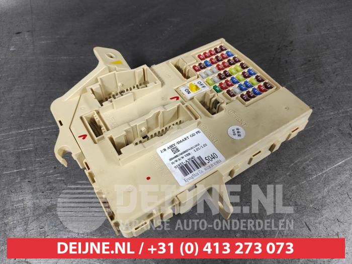 Hyundai I30 Fuse box O631472