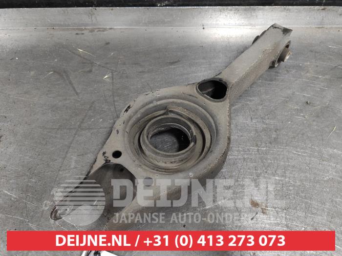 Hyundai I30 Draagarm rechts-achter O631480