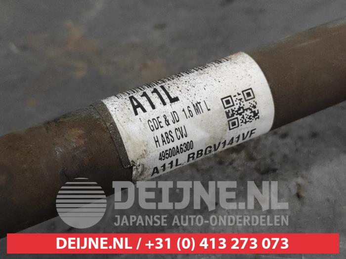 Hyundai I30 Front drive shaft, left O631484
