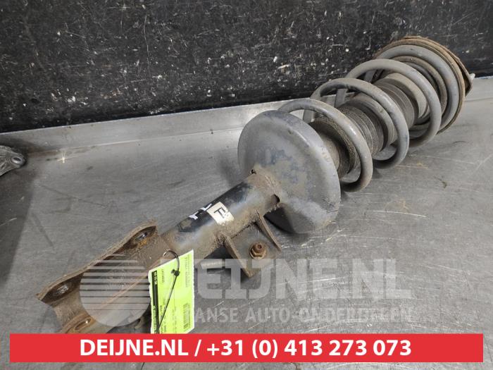 Suzuki Grand Vitara Stoßdämpferstrebe links vorne O631537