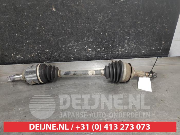 Toyota Yaris Antriebswelle links vorne O631632